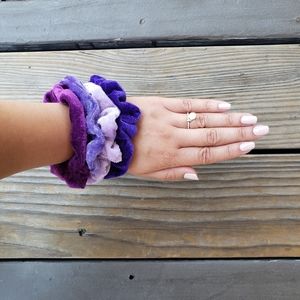 Velvet Scrunchie Bundle 4pk.